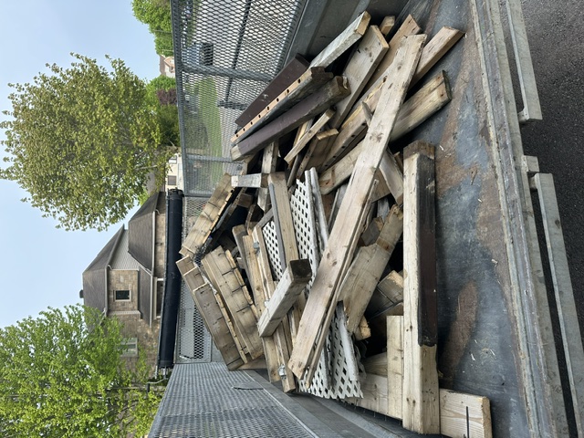 Débarras de matériaux de construction